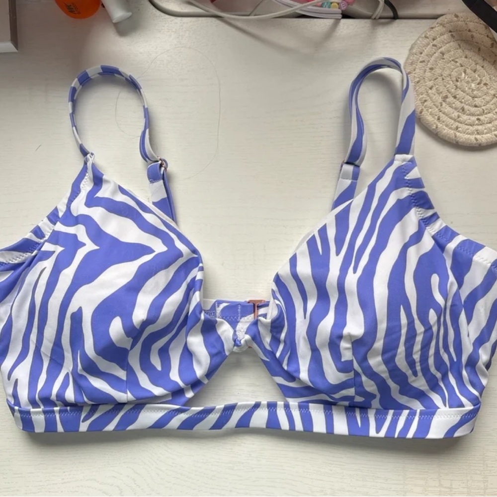 BIKINI TOP